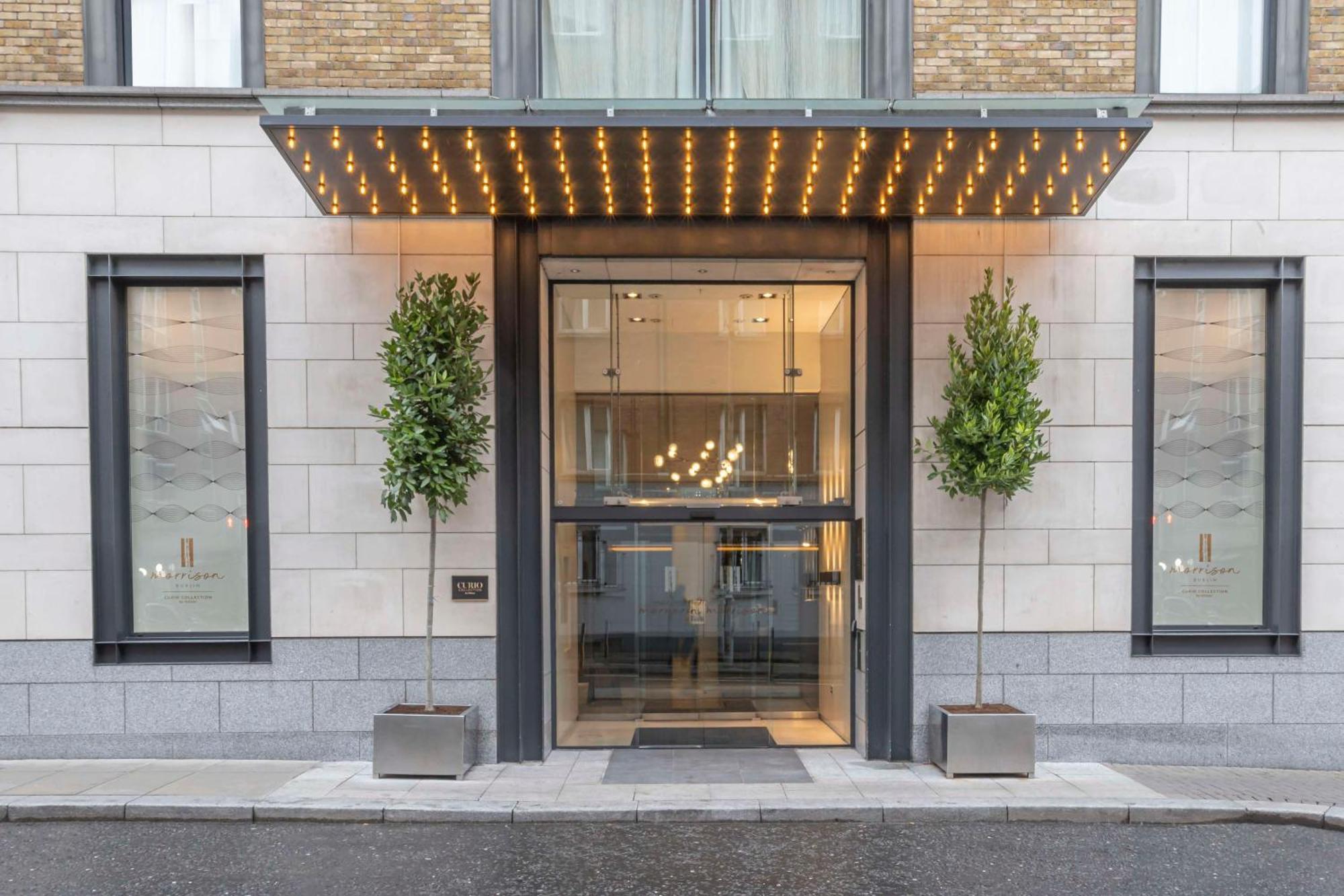 The Morrison Dublin, Curio Collection By Hilton Otel Dış mekan fotoğraf Entrance to the hotel