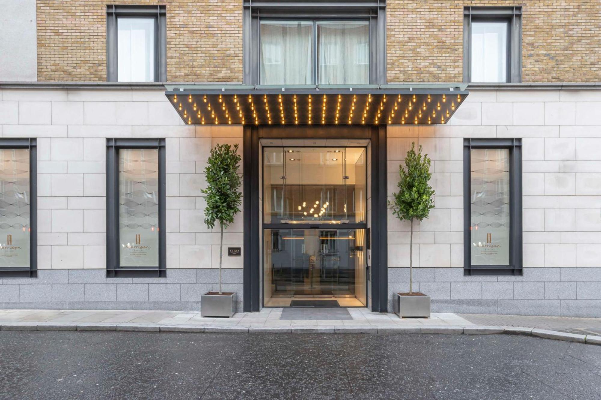 The Morrison Dublin, Curio Collection By Hilton Otel Dış mekan fotoğraf Entrance to the hotel